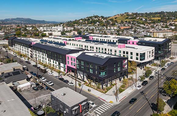 Avenue 34 final landing