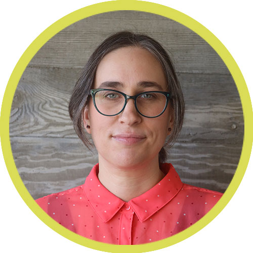 Jennifer macdonald circle headshot